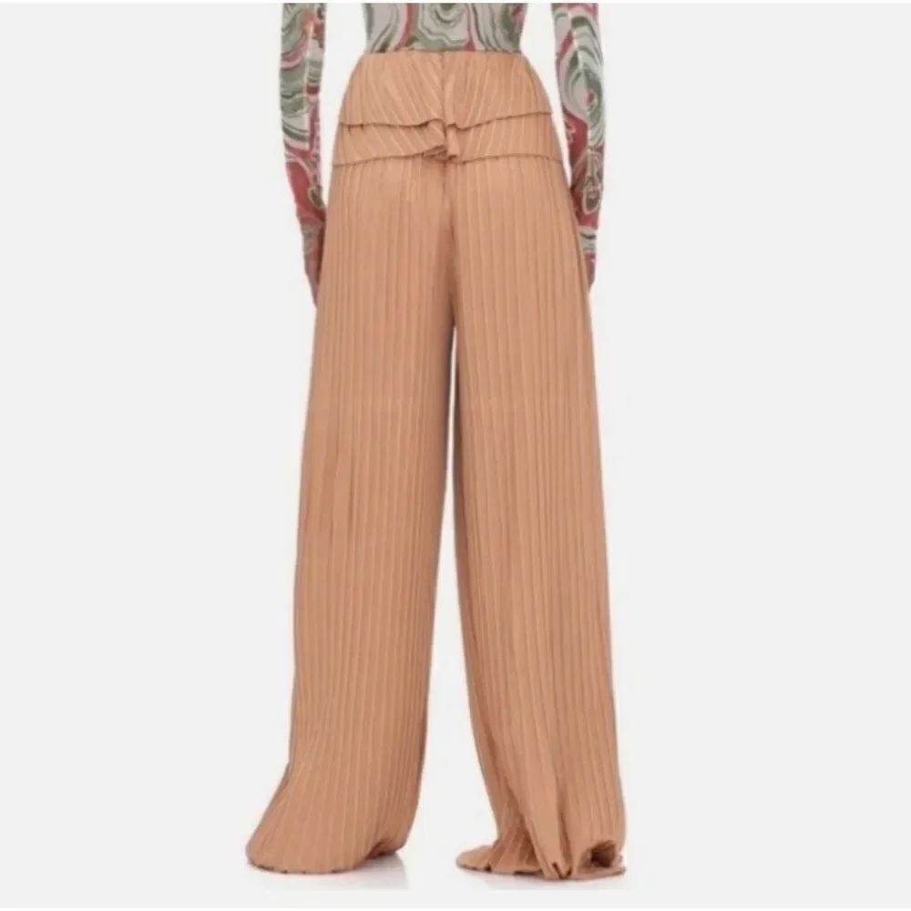 ANDREA IYAMAH Beige LINEA PLEATED
PANTS(Size Small)